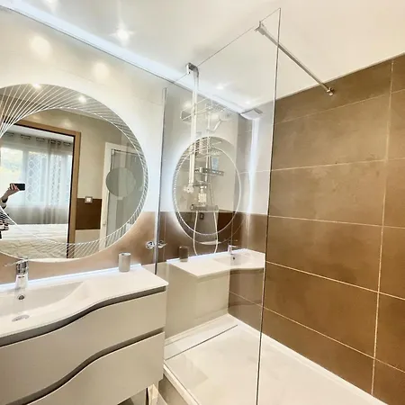 Apartment Rosalia Luxury 3 Bedrooms Near Beaches By Welcome To *