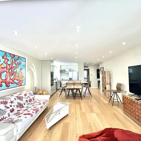 Rosalia Luxury 3 Bedrooms Near Beaches By Welcome To Apartment *